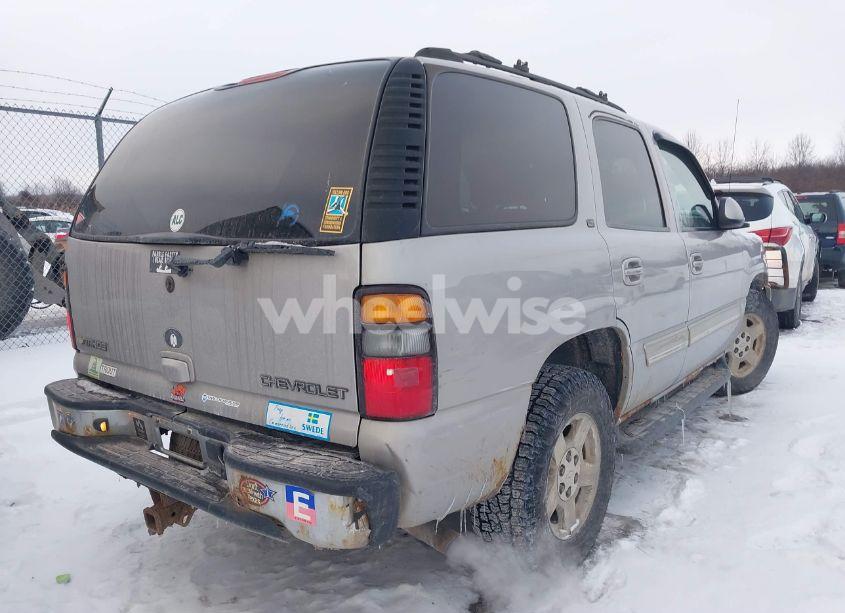 Photo 4 of 2005 Chevrolet Tahoe LT (VIN 1GNEK13T55J211120)