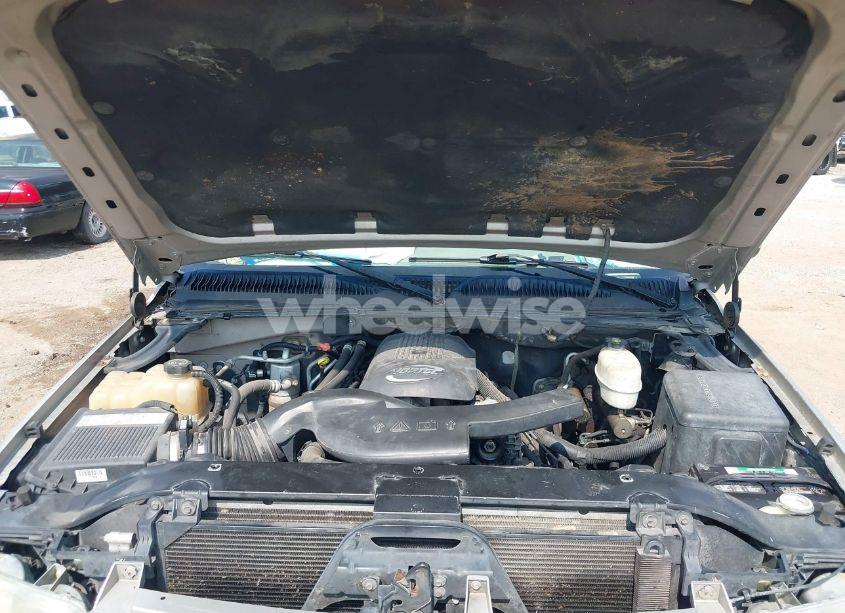 Photo 10 of 2005 Chevrolet Tahoe Z71 (VIN 1GNEK13T55R108667)