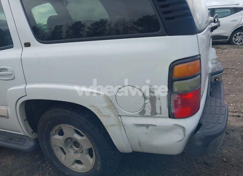 Photo 13 of 2005 Chevrolet Tahoe LT (VIN 1GNEK13T55R192411)