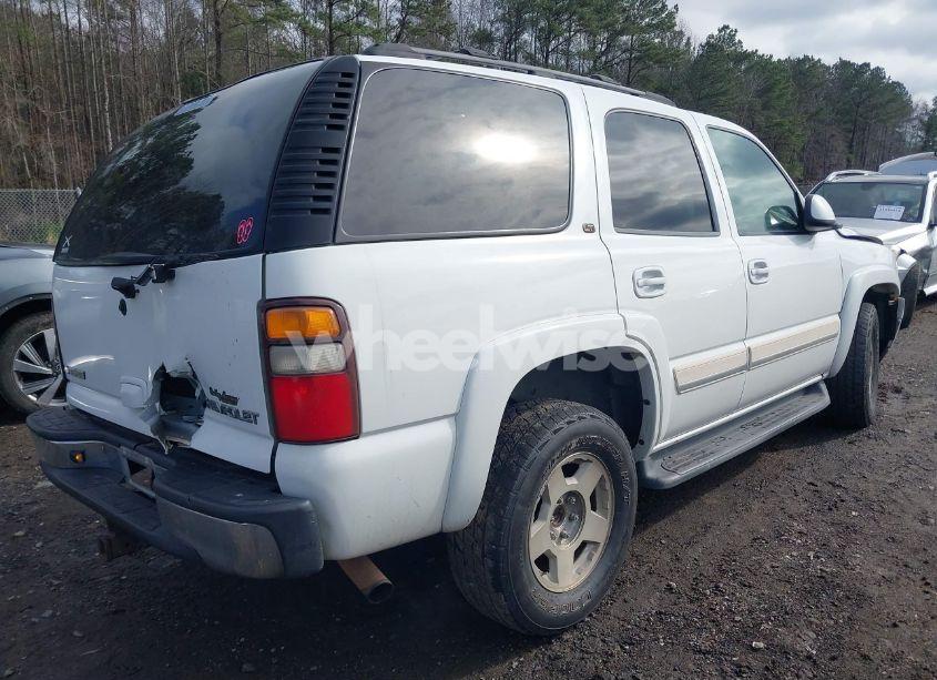 Photo 4 of 2005 Chevrolet Tahoe LT (VIN 1GNEK13T55R192411)
