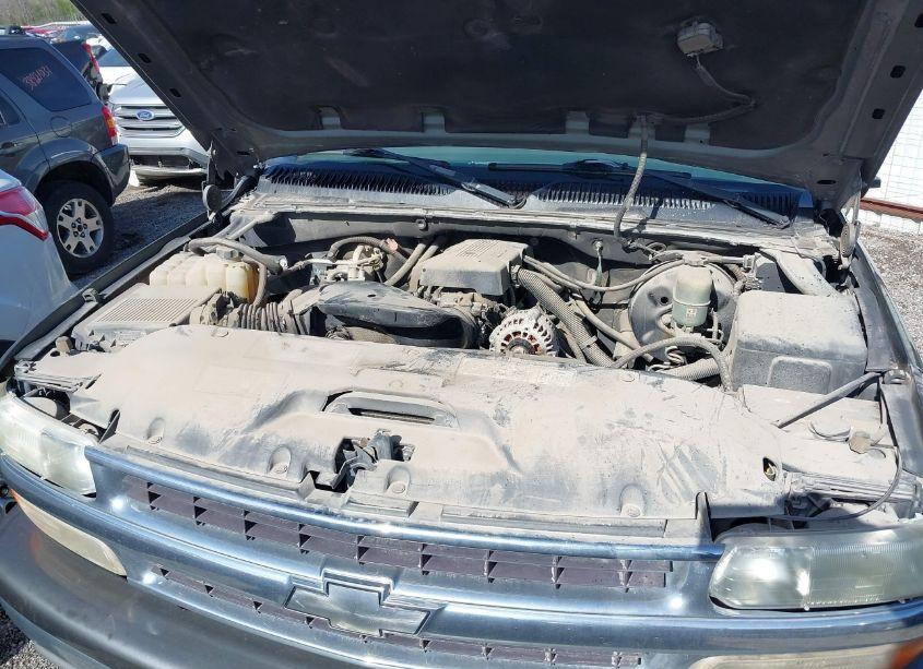 Photo 10 of 2000 Chevrolet Tahoe ALL NEW LT (VIN 1GNEK13T5YJ107747)