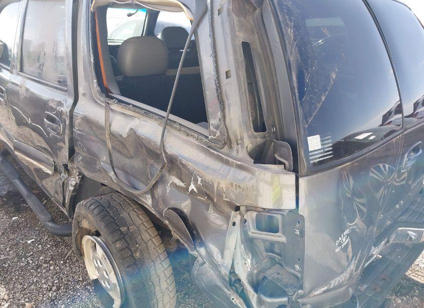 Photo 6 of 2000 Chevrolet Tahoe ALL NEW LT (VIN 1GNEK13T5YJ107747)