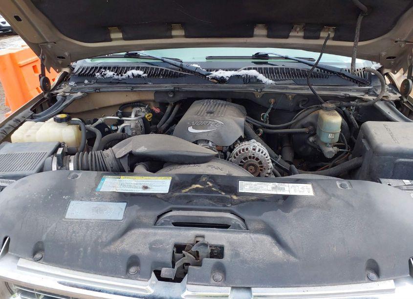 Photo 10 of 2001 Chevrolet Tahoe LT (VIN 1GNEK13T61J112591)