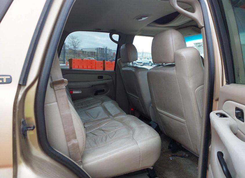 Photo 8 of 2001 Chevrolet Tahoe LT (VIN 1GNEK13T61J112591)