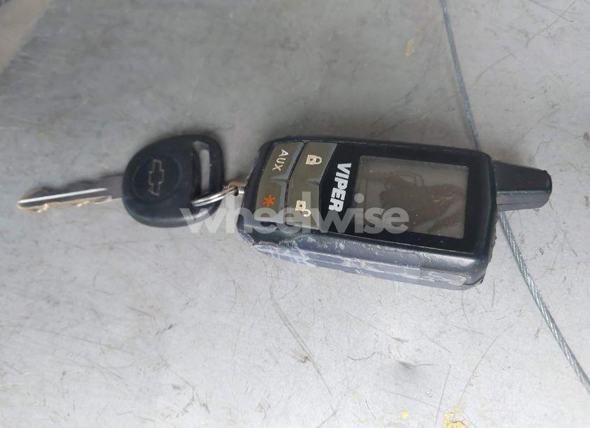 Photo 11 of 2001 Chevrolet Tahoe K1500 (VIN 1GNEK13T61J232455)