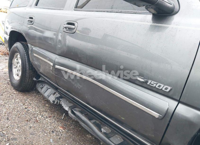 Photo 6 of 2001 Chevrolet Tahoe K1500 (VIN 1GNEK13T61J232455)