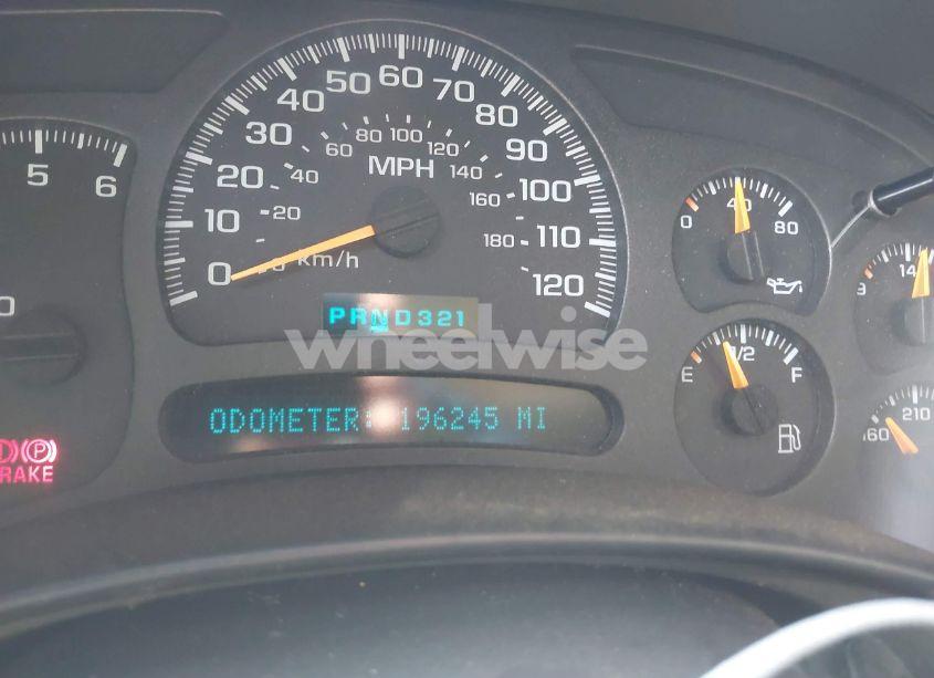 Photo 7 of 2004 Chevrolet Tahoe LT (VIN 1GNEK13T64J172388)