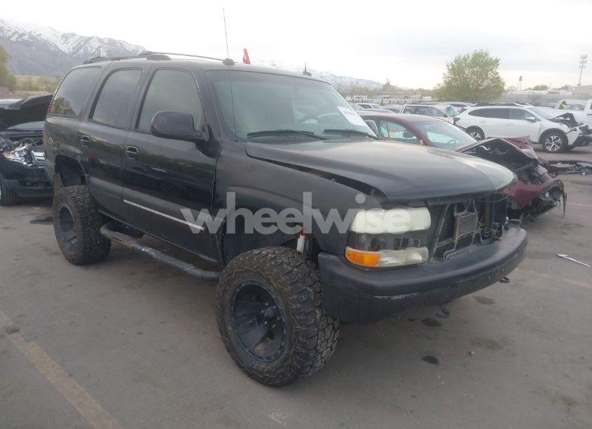 2004 Chevrolet Tahoe LT (VIN 1GNEK13T64R142485) main photo