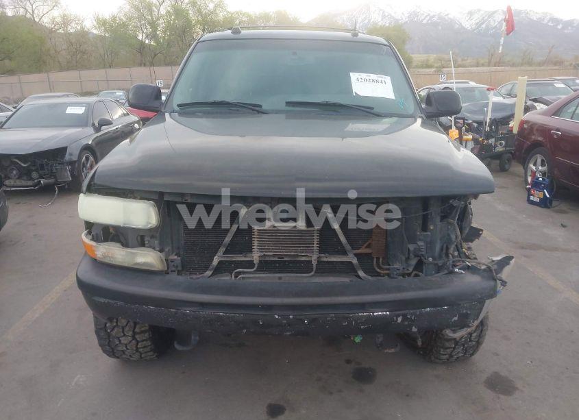 Photo 13 of 2004 Chevrolet Tahoe LT (VIN 1GNEK13T64R142485)