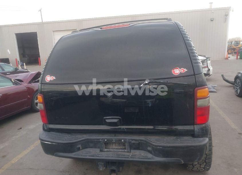 Photo 17 of 2004 Chevrolet Tahoe LT (VIN 1GNEK13T64R142485)