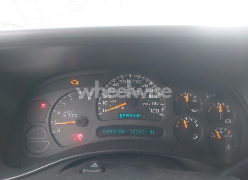 Photo 7 of 2004 Chevrolet Tahoe LT (VIN 1GNEK13T64R142485)