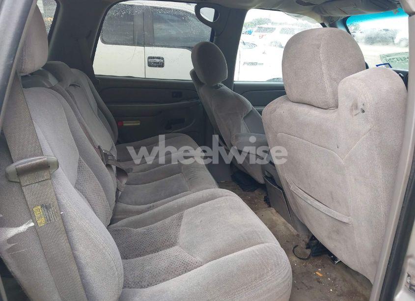 Photo 7 of 2004 Chevrolet Tahoe LS (VIN 1GNEK13T64R160193)