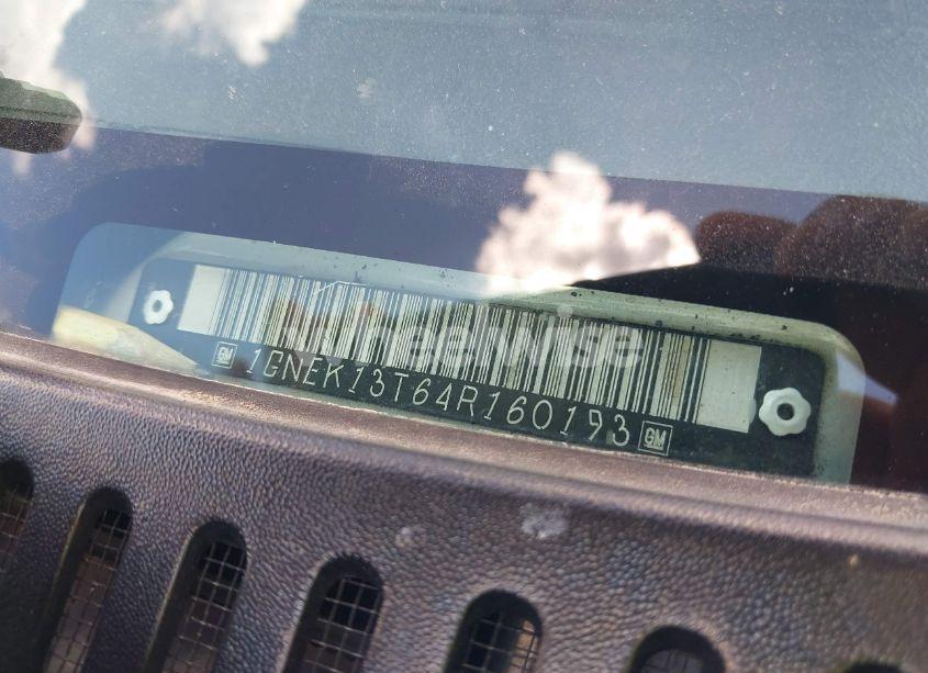 Photo 8 of 2004 Chevrolet Tahoe LS (VIN 1GNEK13T64R160193)