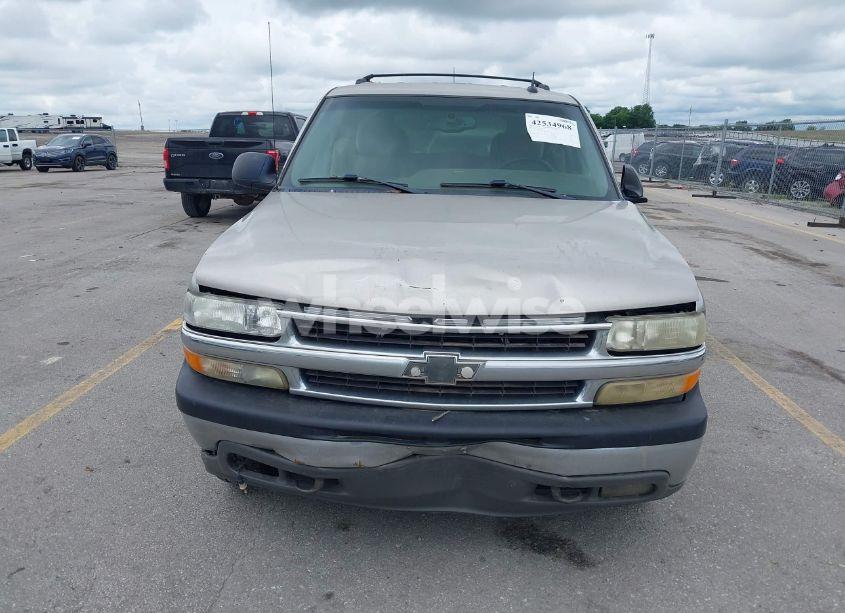 Photo 6 of 2005 Chevrolet Tahoe LS (VIN 1GNEK13T65J175180)