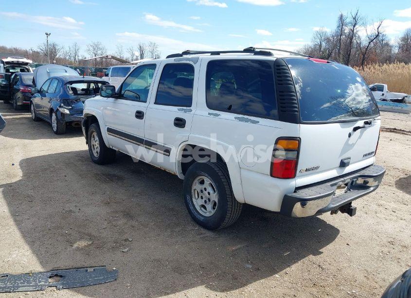 Photo 3 of 2005 Chevrolet Tahoe LS (VIN 1GNEK13T65J198121)