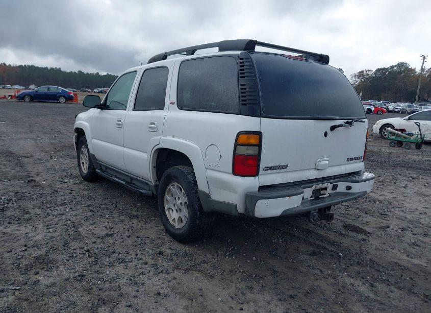 Photo 3 of 2005 Chevrolet Tahoe Z71 (VIN 1GNEK13T65R107592)