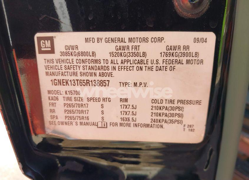 Photo 9 of 2005 Chevrolet Tahoe Z71 (VIN 1GNEK13T65R138857)