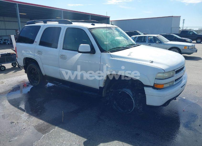 2005 Chevrolet Tahoe Z71 (VIN 1GNEK13T65R245407) main photo