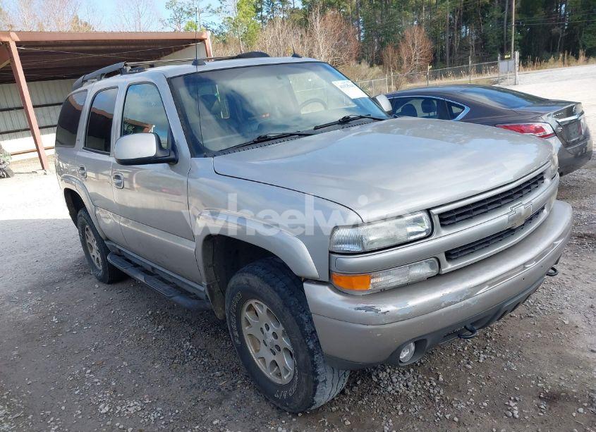 2005 Chevrolet Tahoe Z71 (VIN 1GNEK13T65R246136) main photo