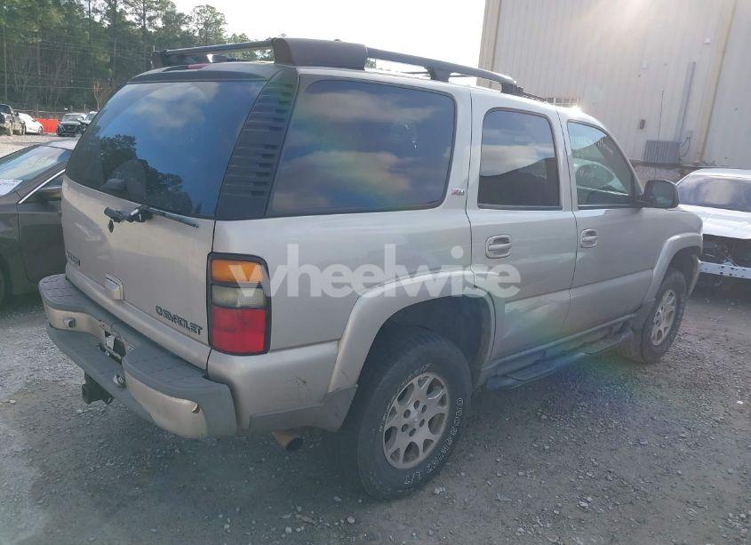 Photo 4 of 2005 Chevrolet Tahoe Z71 (VIN 1GNEK13T65R246136)