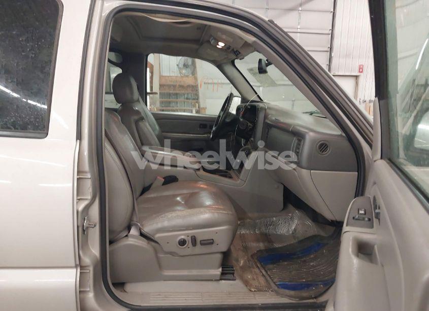 Photo 5 of 2006 Chevrolet Tahoe Z71 (VIN 1GNEK13T66R122708)