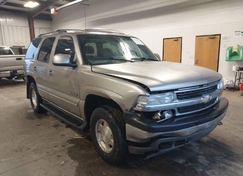 2000 Chevrolet Tahoe K1500 (VIN 1GNEK13T6YJ194820) main photo