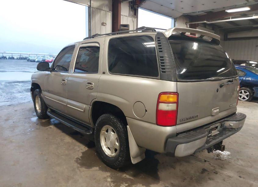 Photo 3 of 2000 Chevrolet Tahoe K1500 (VIN 1GNEK13T6YJ194820)