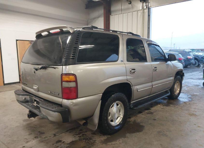 Photo 4 of 2000 Chevrolet Tahoe K1500 (VIN 1GNEK13T6YJ194820)