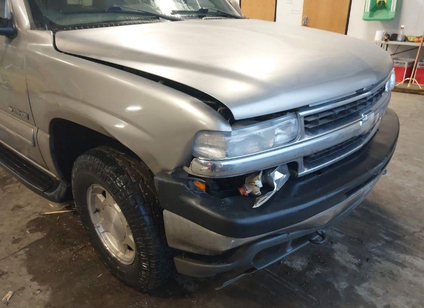 Photo 6 of 2000 Chevrolet Tahoe K1500 (VIN 1GNEK13T6YJ194820)