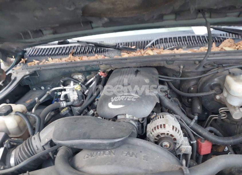 Photo 10 of 2001 Chevrolet Tahoe LT (VIN 1GNEK13T71J135491)