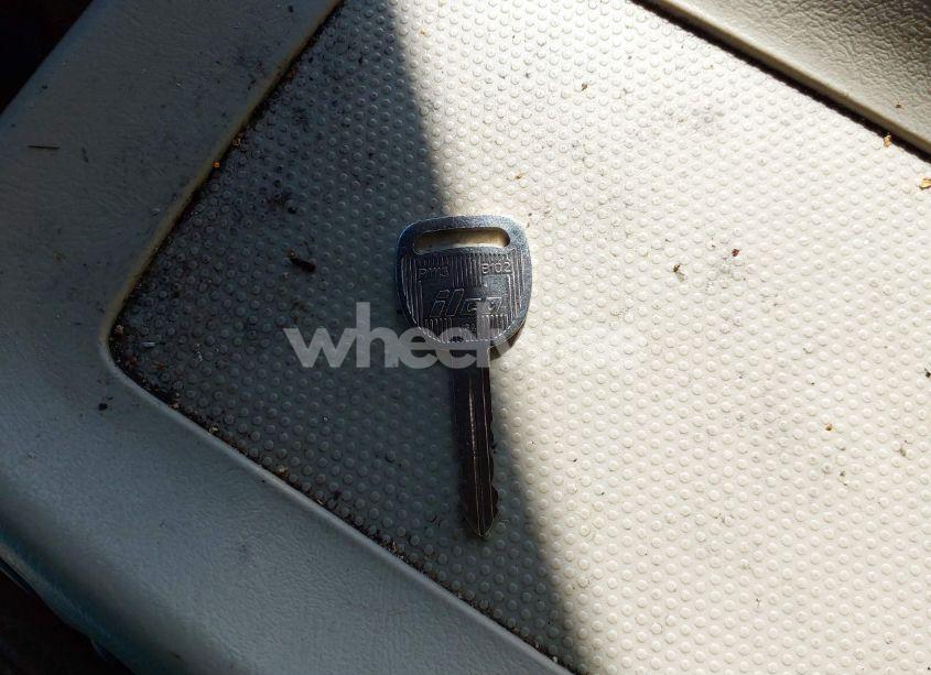 Photo 11 of 2001 Chevrolet Tahoe LT (VIN 1GNEK13T71J135491)