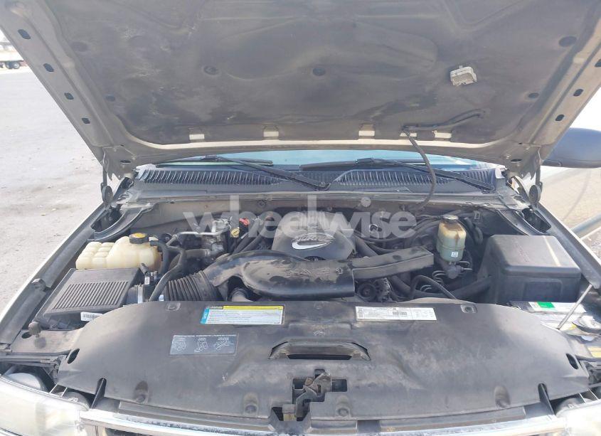 Photo 10 of 2001 Chevrolet Tahoe LS (VIN 1GNEK13T71J262435)