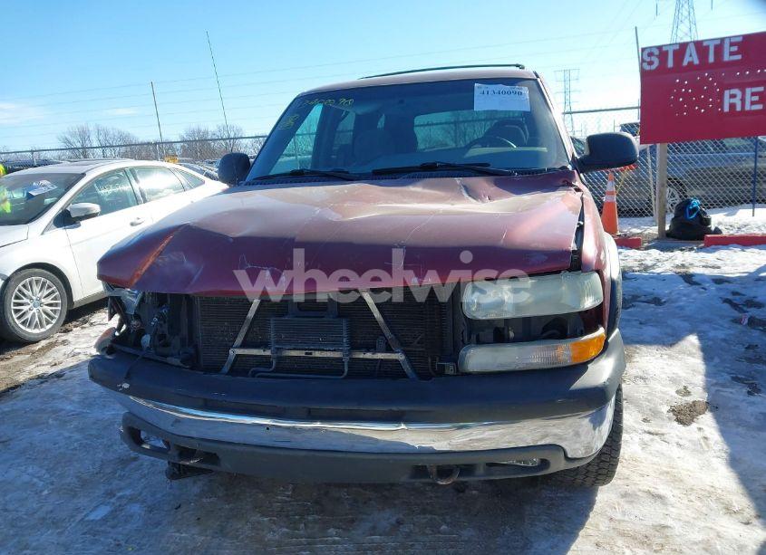 Photo 12 of 2001 Chevrolet Tahoe LS (VIN 1GNEK13T71J315151)