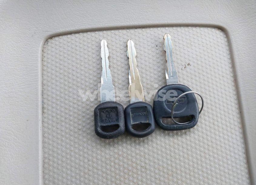 Photo 11 of 2001 Chevrolet Tahoe LS (VIN 1GNEK13T71R105926)