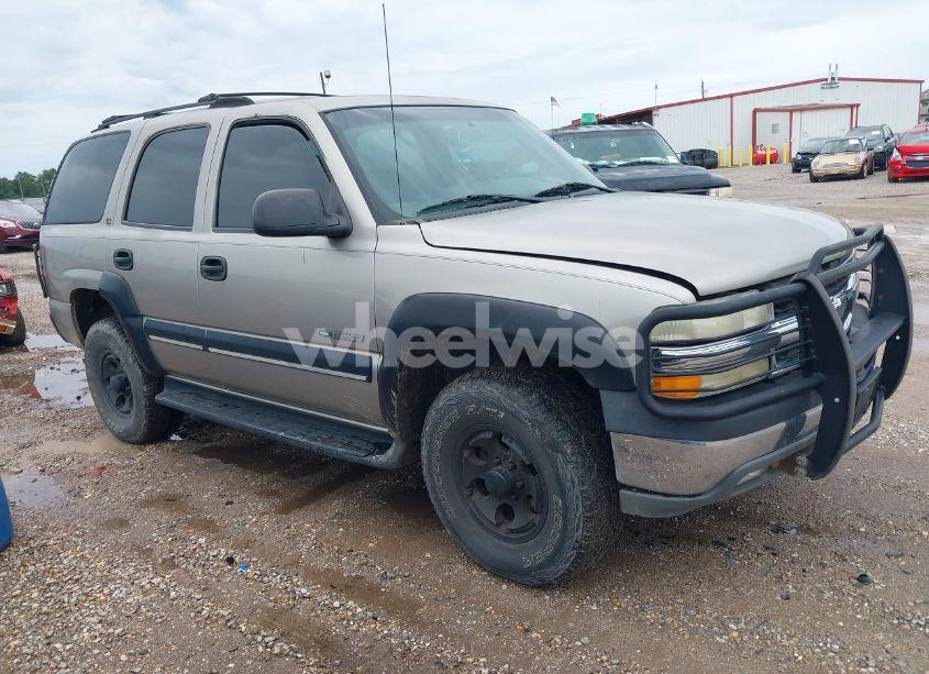 2001 Chevrolet Tahoe LS (VIN 1GNEK13T71R182375) main photo