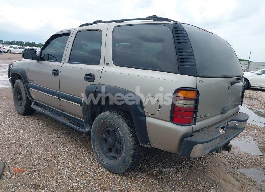 Photo 3 of 2001 Chevrolet Tahoe LS (VIN 1GNEK13T71R182375)