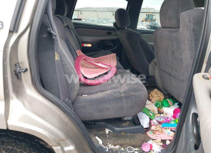 Photo 8 of 2001 Chevrolet Tahoe LS (VIN 1GNEK13T71R182375)