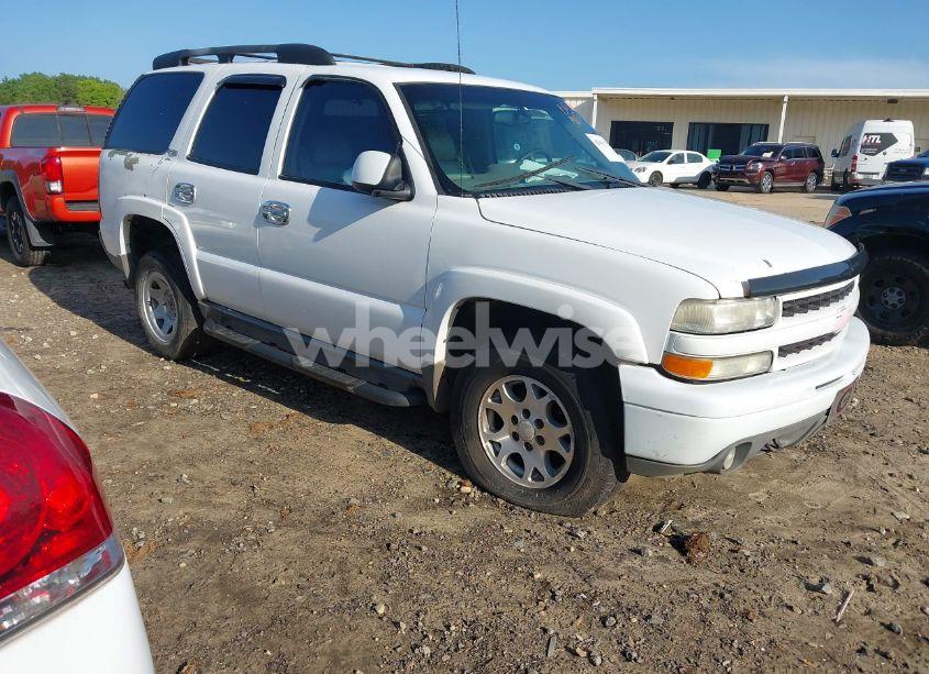2001 Chevrolet Tahoe LS (VIN 1GNEK13T71R225256) main photo