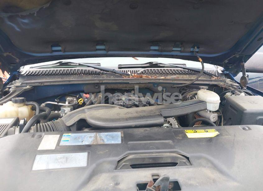 Photo 10 of 2003 Chevrolet Tahoe LS (VIN 1GNEK13T73J244424)