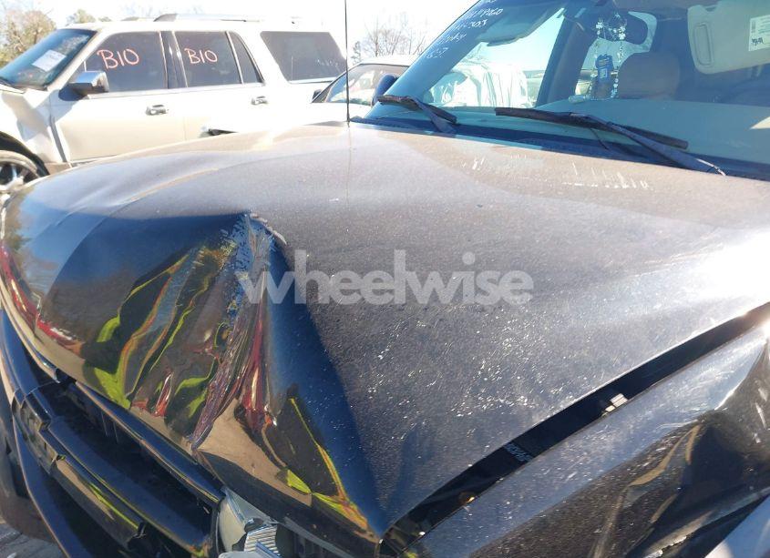 Photo 10 of 2004 Chevrolet Tahoe Z71 (VIN 1GNEK13T74R164303)