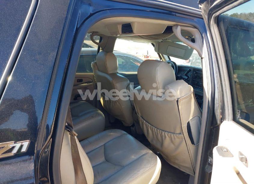 Photo 8 of 2004 Chevrolet Tahoe Z71 (VIN 1GNEK13T74R164303)