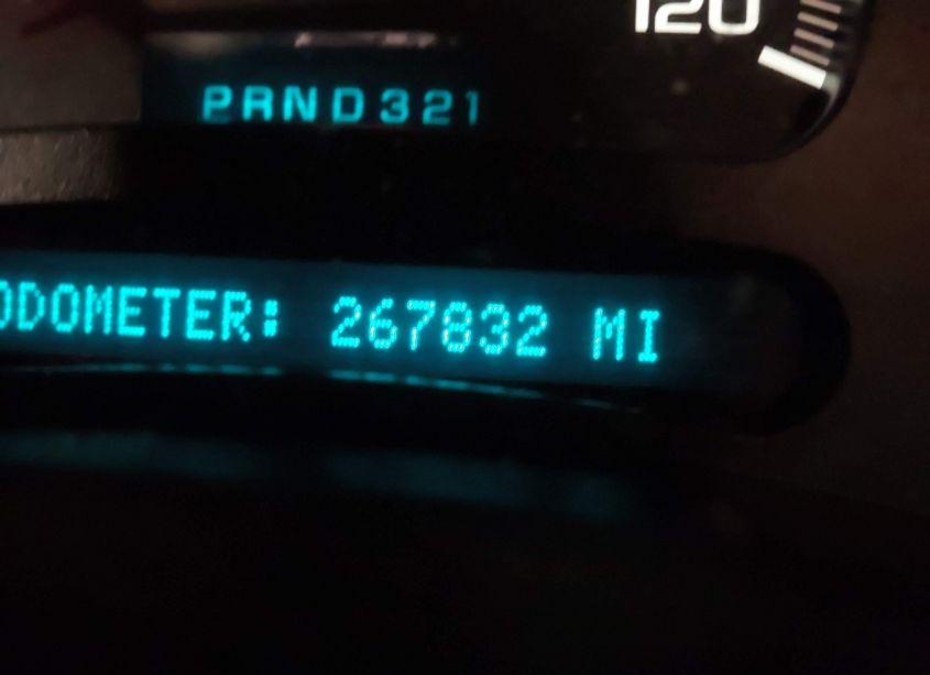 Photo 15 of 2005 Chevrolet Tahoe LT (VIN 1GNEK13T75J177679)