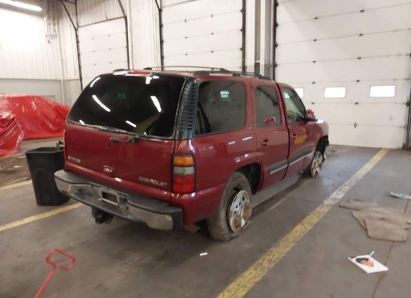 Photo 4 of 2005 Chevrolet Tahoe LT (VIN 1GNEK13T75J177679)