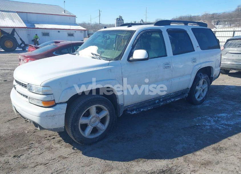 Photo 2 of 2005 Chevrolet Tahoe Z71 (VIN 1GNEK13T75R102269)
