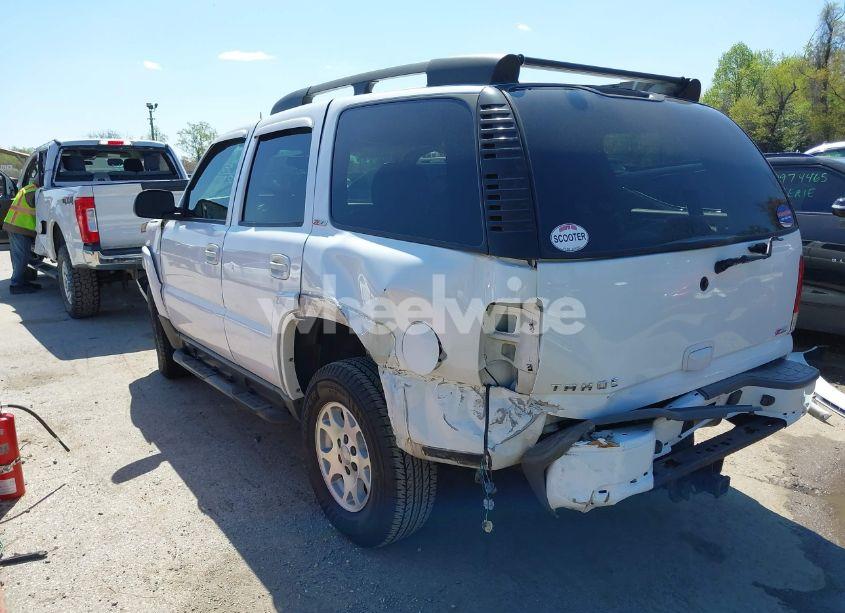 Photo 3 of 2005 Chevrolet Tahoe Z71 (VIN 1GNEK13T75R131741)