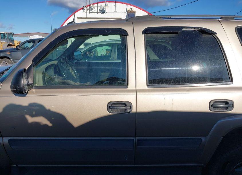 Photo 15 of 2005 Chevrolet Tahoe LS (VIN 1GNEK13T75R148734)