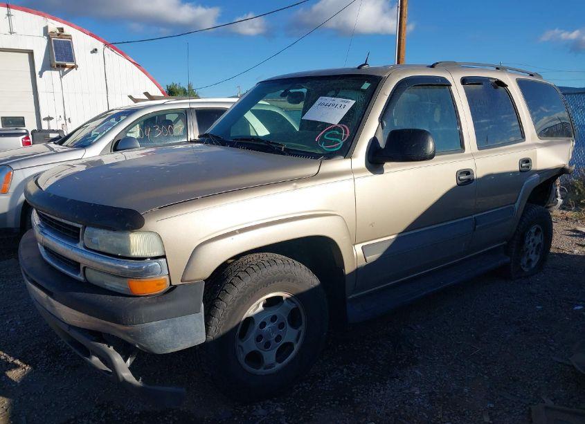Photo 2 of 2005 Chevrolet Tahoe LS (VIN 1GNEK13T75R148734)