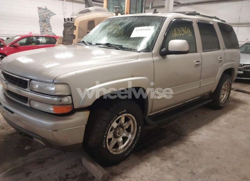 Photo 2 of 2006 Chevrolet Tahoe LT (VIN 1GNEK13T76R102290)
