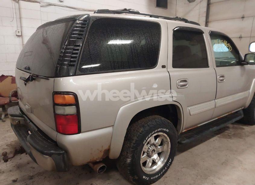 Photo 4 of 2006 Chevrolet Tahoe LT (VIN 1GNEK13T76R102290)