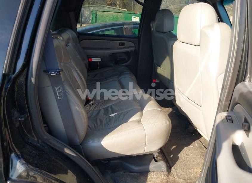 Photo 8 of 2000 Chevrolet Tahoe ALL NEW LT (VIN 1GNEK13T7YJ119463)